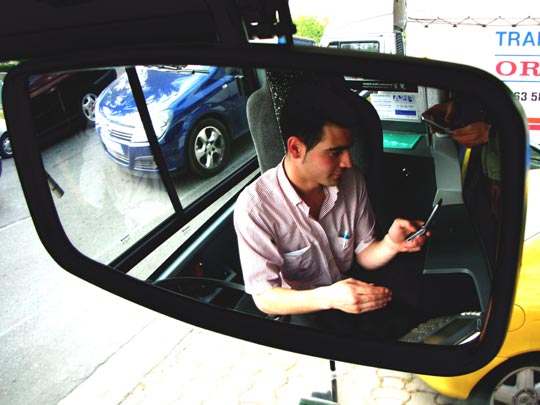  ANDREU BUENAFUENTE _ chófer sms 