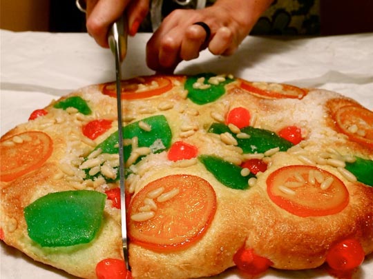  ANDREU BUENAFUENTE _ cortando 