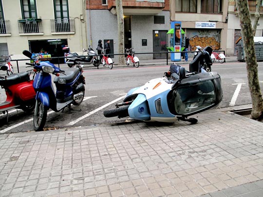  ANDREU BUENAFUENTE _ dimisión 