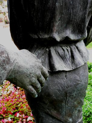  ANDREU BUENAFUENTE _ esa mano... 