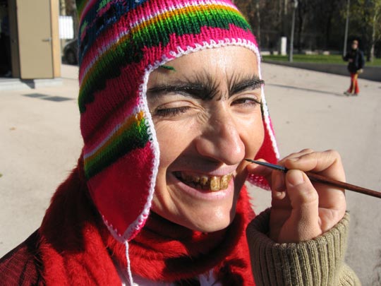  ANDREU BUENAFUENTE _ la niña de abril 