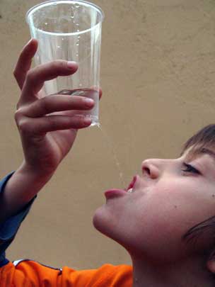  ANDREU BUENAFUENTE _ que no te goteen 