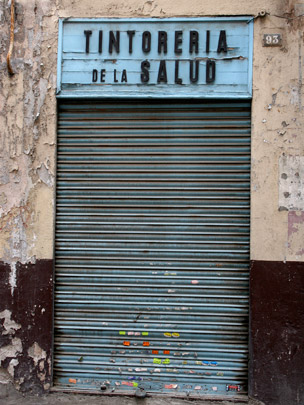  ANDREU BUENAFUENTE _ tintorería de la salud 