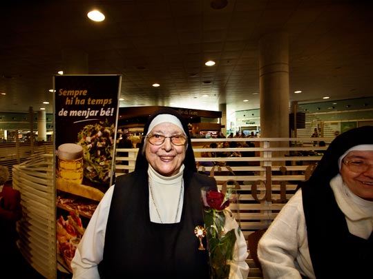  ALBERT JODAR _ anónimo paseante, barcelona, 2010 