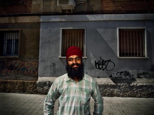  ALBERT JODAR _ anónimo paseante, barcelona, 2010 