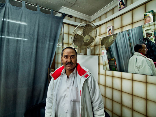  ALBERT JODAR _ la peluqueria masculina de rabalistan, barcelona, 2012 