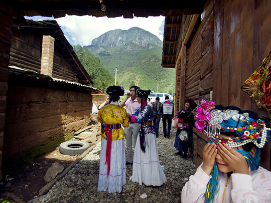  ALBERT JODAR _ la ciega bienvenida. china, 2013 