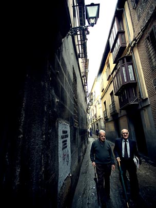  ALBERT JODAR _ paseando por toledo 