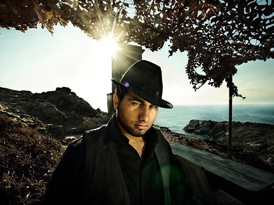  ALBERT JODAR _ pedro de tres son seis, cadaqués, 2009 