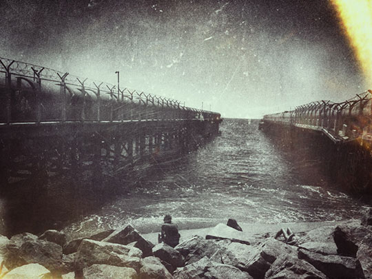  ALBERT JODAR _ el refugio en una playa. badalona, 2013 