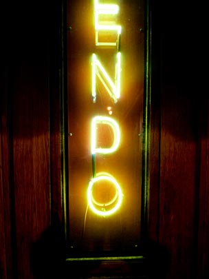  ALBERT JODAR _ tienda de empeños, madrid, 2009 