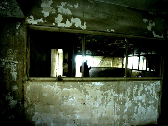  ALBERT JODAR _ tras la ventana 