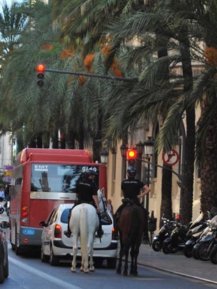  MANUEL ISMAEL PÉREZ [Valencia] _ dichoso tráfico 