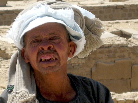  OLGA COLA [Madrid] _ nunca olvido una cara pero en su caso haré una excepción 