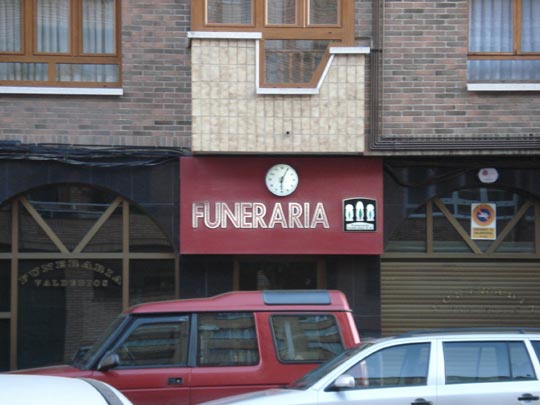  ARIANA SANTAMARIA [Villaviciosa-Asturias] _ tiempo muerto 