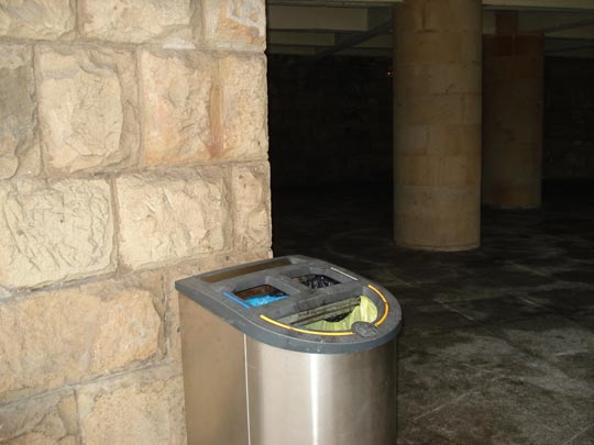  ARIANA SANTAMARIA [Villaviciosa-Asturias] _ ¿ves como reciclar es divertido? 