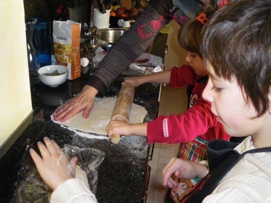  PAU ARENÓS _ la pizza de nil y carla (1) 