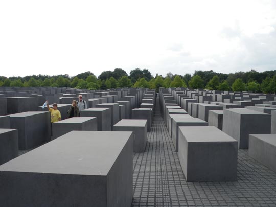  PAU ARENÓS _ los cubos de la memoria 