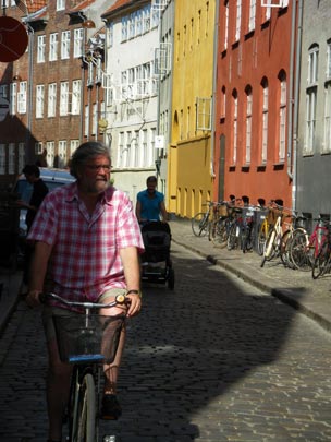  PAU ARENÓS _ sombra y sol 