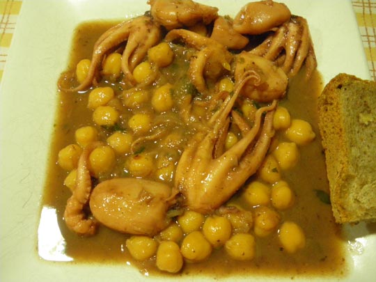  PAU ARENÓS _ tradición y perversión 