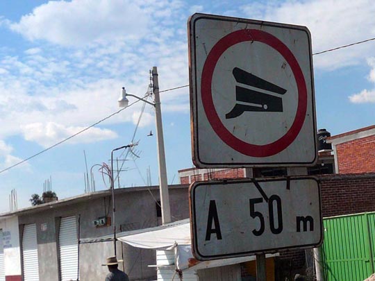  ARACELI SEGARRA _ a 50 metros todos de gorra 