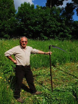  ARACELI SEGARRA _ el mago de la hoz 