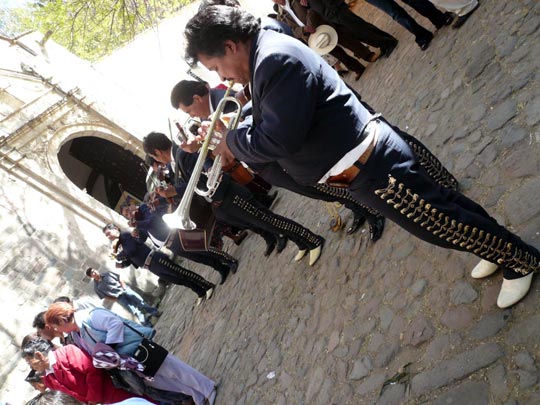  ARACELI SEGARRA _ el mariachi 