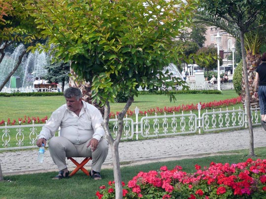  ARACELI SEGARRA _ minitaburete 