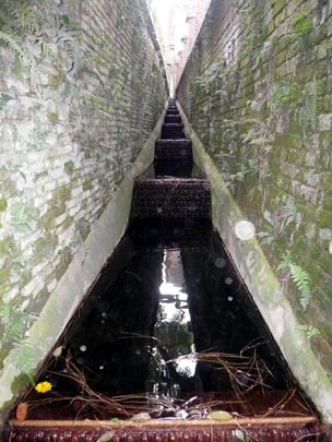  ARACELI SEGARRA _ perspectiva encanalada 