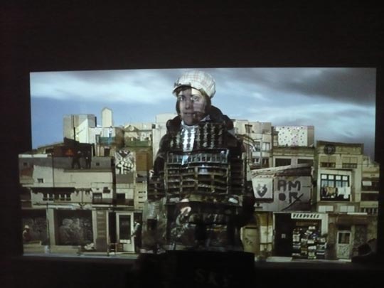  ANA SANCHEZ _ camuflaje urbano 