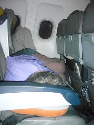  ANA SANCHEZ _ el síndrome de la clase turista 