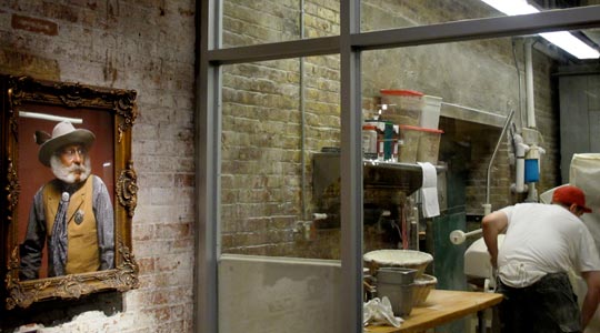  ANA SANCHEZ _ un hombre a cuadros 