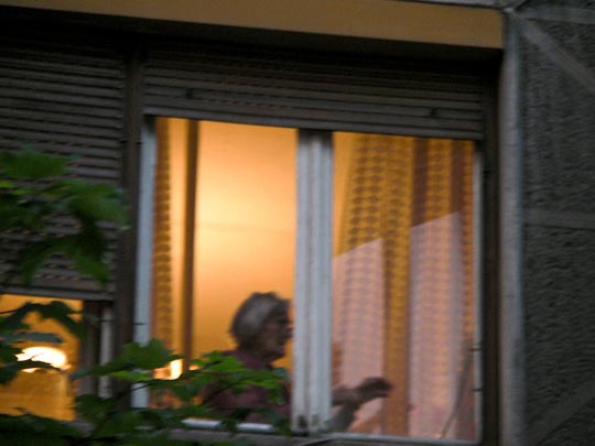  BERTO ROMERO _ a cerrar la ventana 