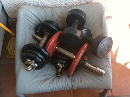  BERTO ROMERO _ la silla de las mancuernas 