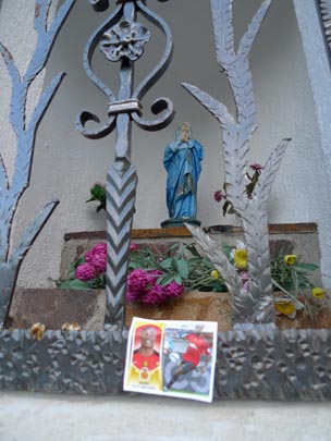  BERTO ROMERO _ la virgen y el fútbol 