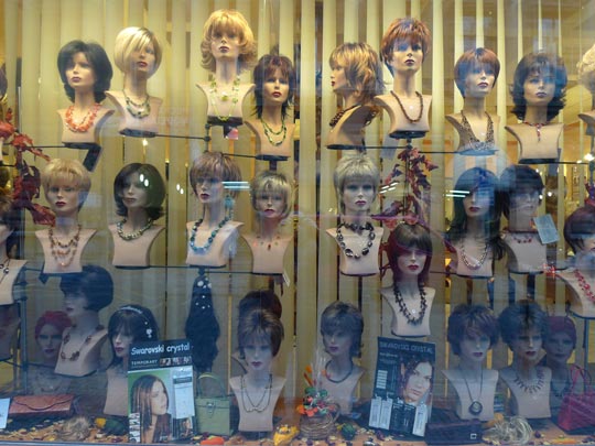  BERTO ROMERO _ pelucas 