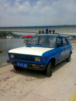  BERTO ROMERO _ policía 