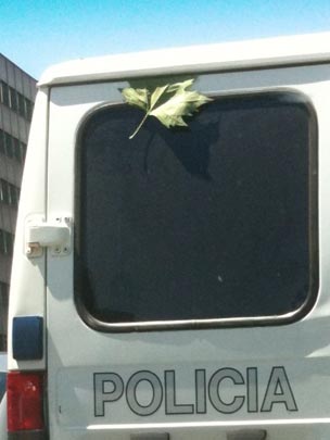  BERTO ROMERO _ policía poética 