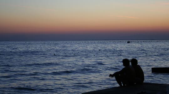  EDU SOTO _ tranquilo atardecer observando el horizonte 