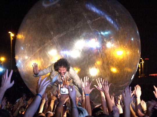  FRANCESC FÀBREGAS _ la burbuja de the flaming lips 