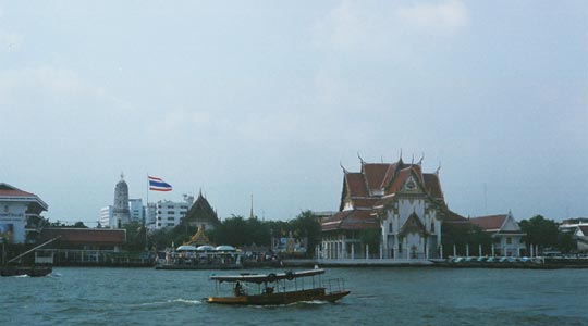  HANNA QUEVEDO _ 35mm thailand 2010 