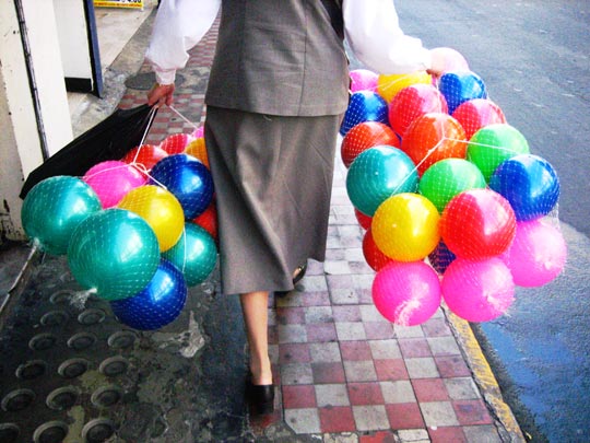  HANNA QUEVEDO _ ¿caminando o volando? 