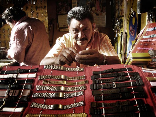  HANNA QUEVEDO _ el hombre que hacía perder el tiempo 