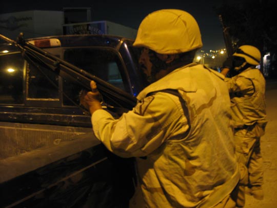  JON SISTIAGA _ balacera en tijuana (1). soldados 