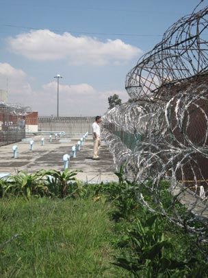  JON SISTIAGA _ cárcel mexicana (4). tan lejos y tan cerca la libertad 