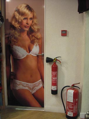  JON SISTIAGA _ el fuego y el extintor 