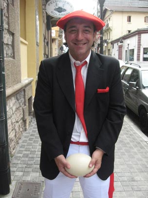  JON SISTIAGA _ el huevo de martín 