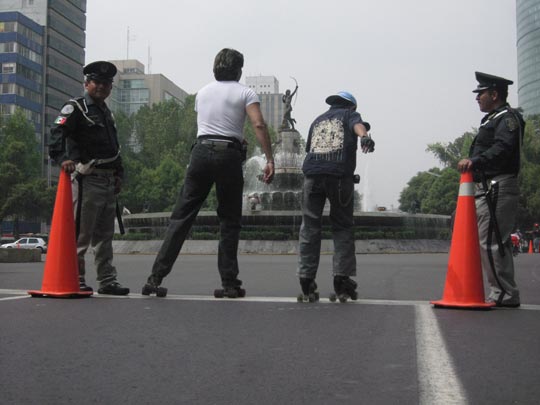  JON SISTIAGA _ interrumpiendo la conversación 