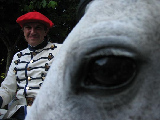  JON SISTIAGA _ mira, sonríe 