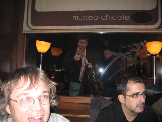  JON SISTIAGA _ salir en la foto 